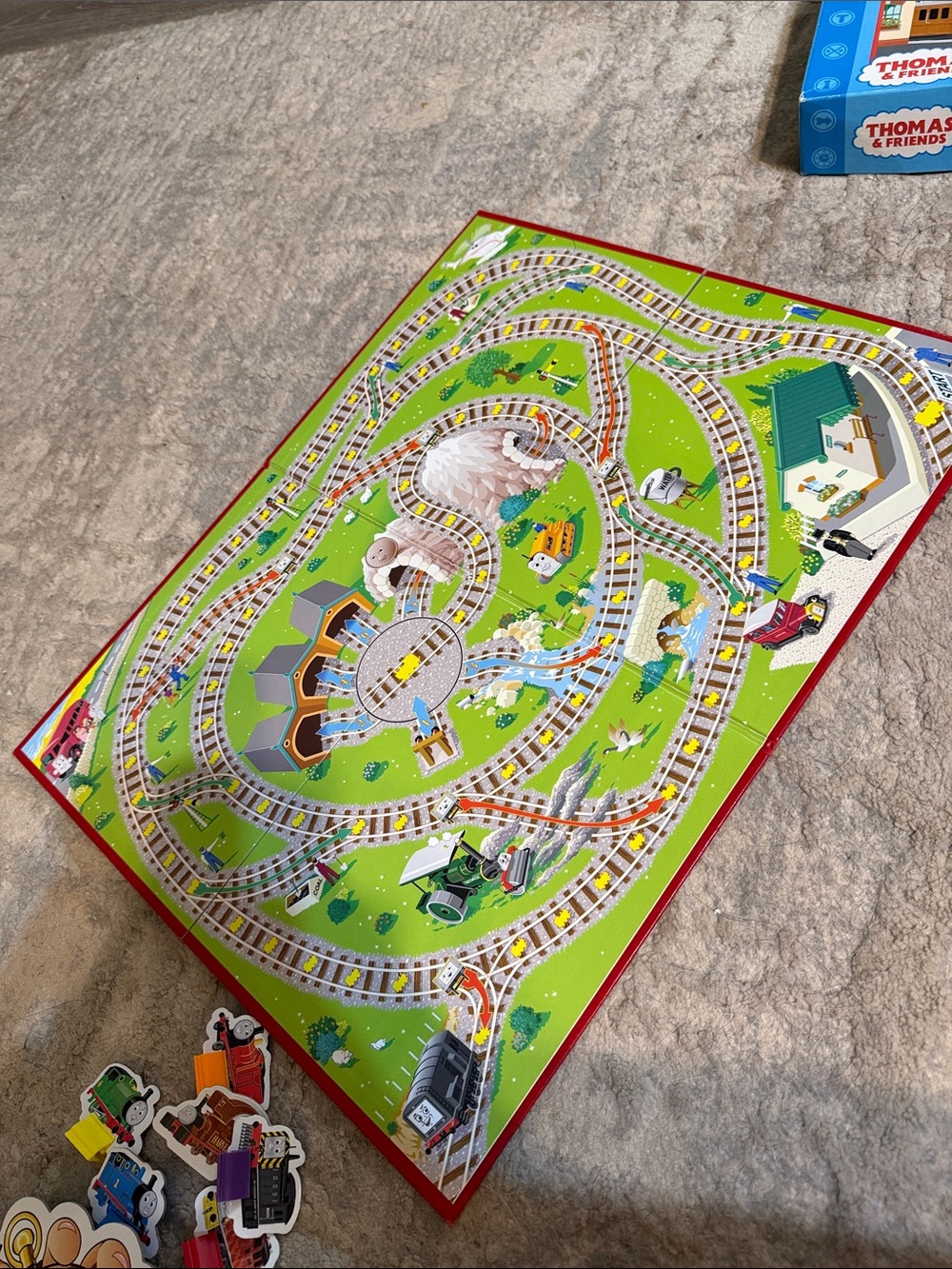 Thomas & Friends Bright Green Train Tracks & Spinner Board Game 2003 - Picture 6 of 13